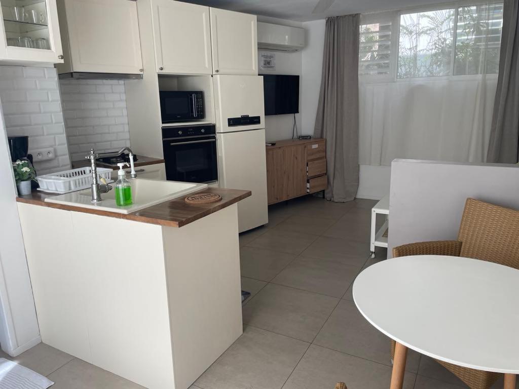 Studio Confort Avec Piscine Et Vue Tahiti Punaauia Exteriér fotografie